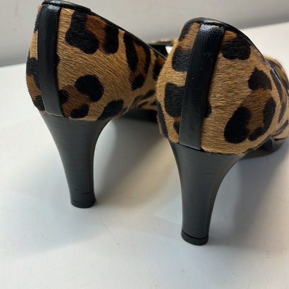 Stuart Weitzman Platform Leather Leopard Print Peep Toe Heels, size 7 - Picture 9 of 14